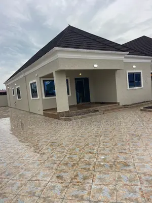 3bdrm House in Ablekuma Odumasi, Ga West Municipal for sale