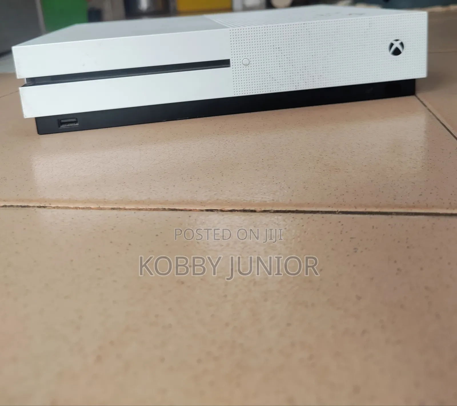 Xbox One S 1tb 11 Games No Controller