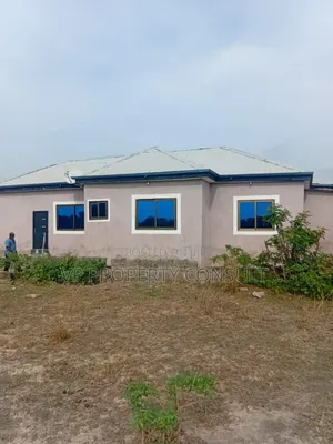 4bdrm House in Ningo-Prampram for sale