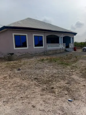 4bdrm House in Ningo-Prampram for sale