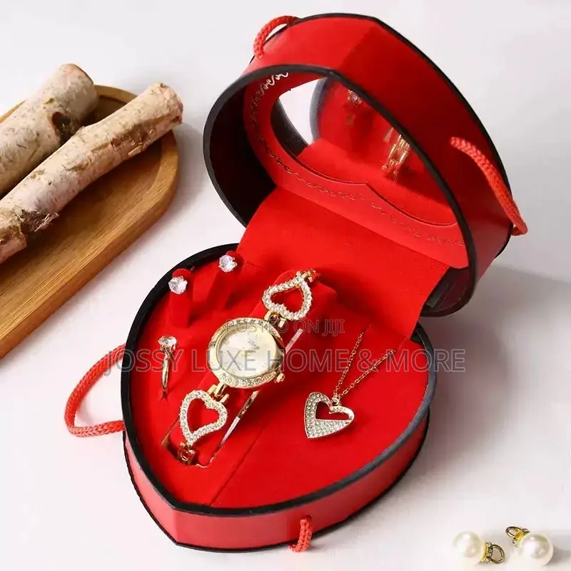 Double Drainage Diamond Watch Love Watch