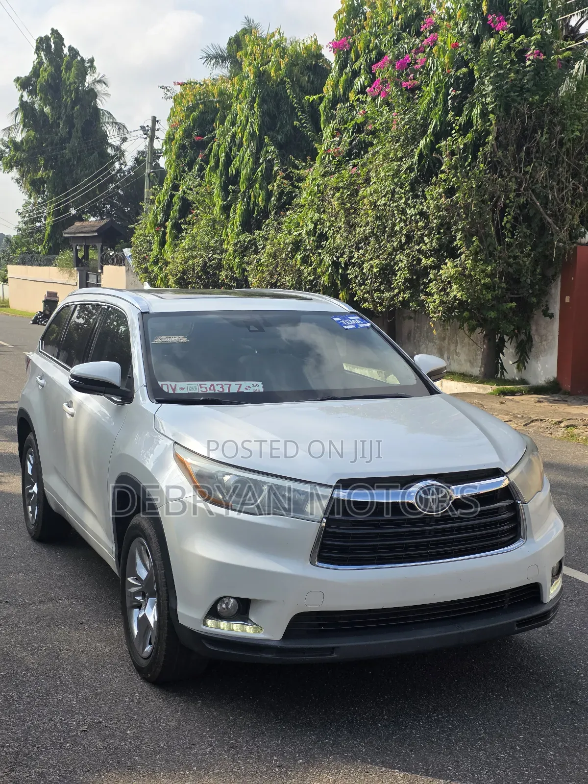 Toyota Highlander Limited Platinum 4dr SUV AWD (3.5L 6cyl 6A) 2015