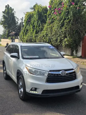 Toyota Highlander Limited Platinum 4dr SUV AWD (3.5L 6cyl 6A) 2015