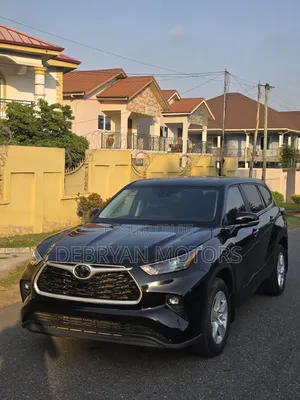 Toyota Highlander LE AWD 2023 Black