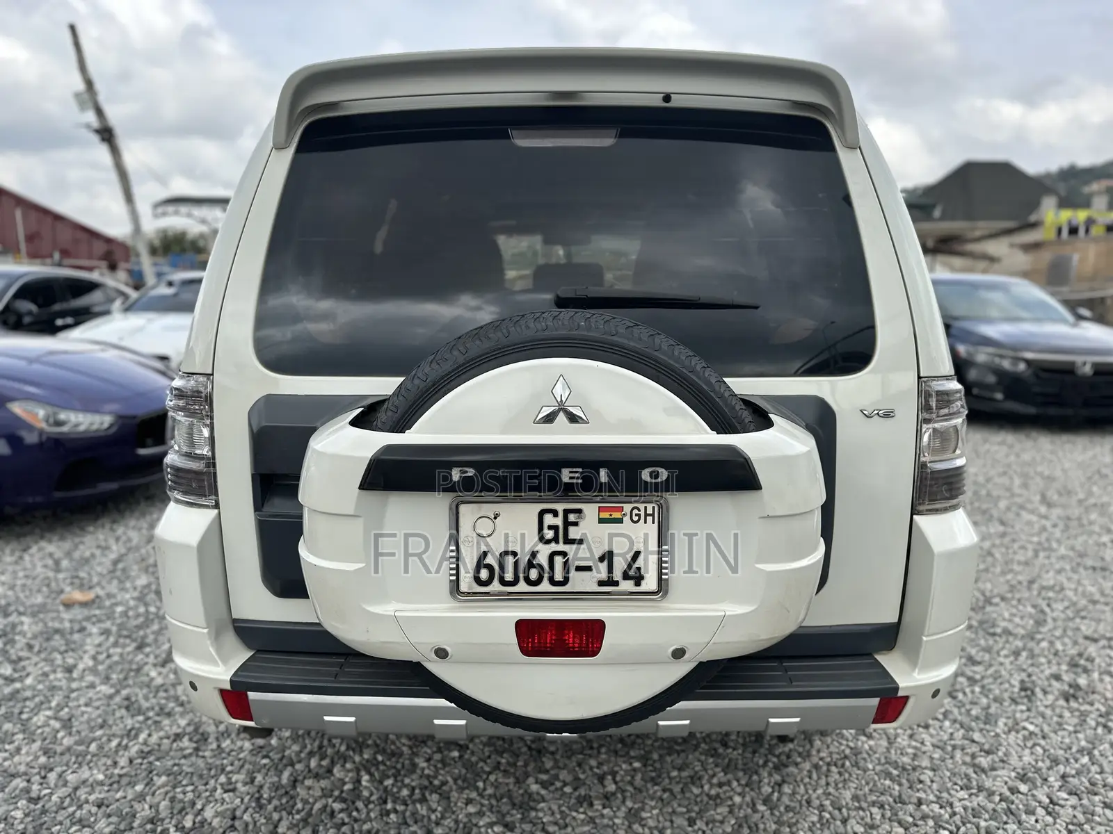 Mitsubishi Pajero 2014 White