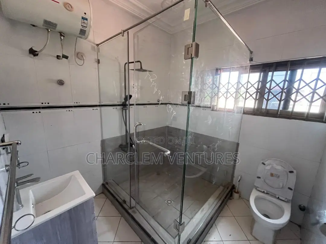 5bdrm House in Charclem Ventures, East Legon for rent