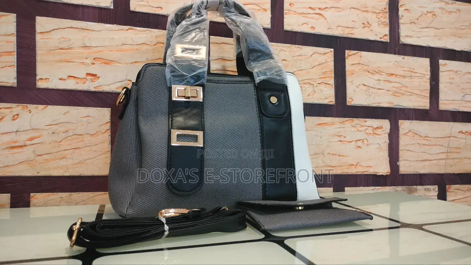 Lina Doxa's Multiventure