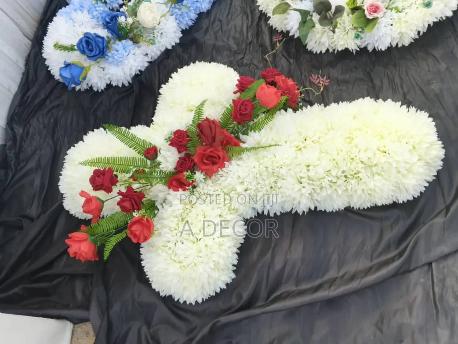 Classic and Beautiful Funeral Wreath for Sale