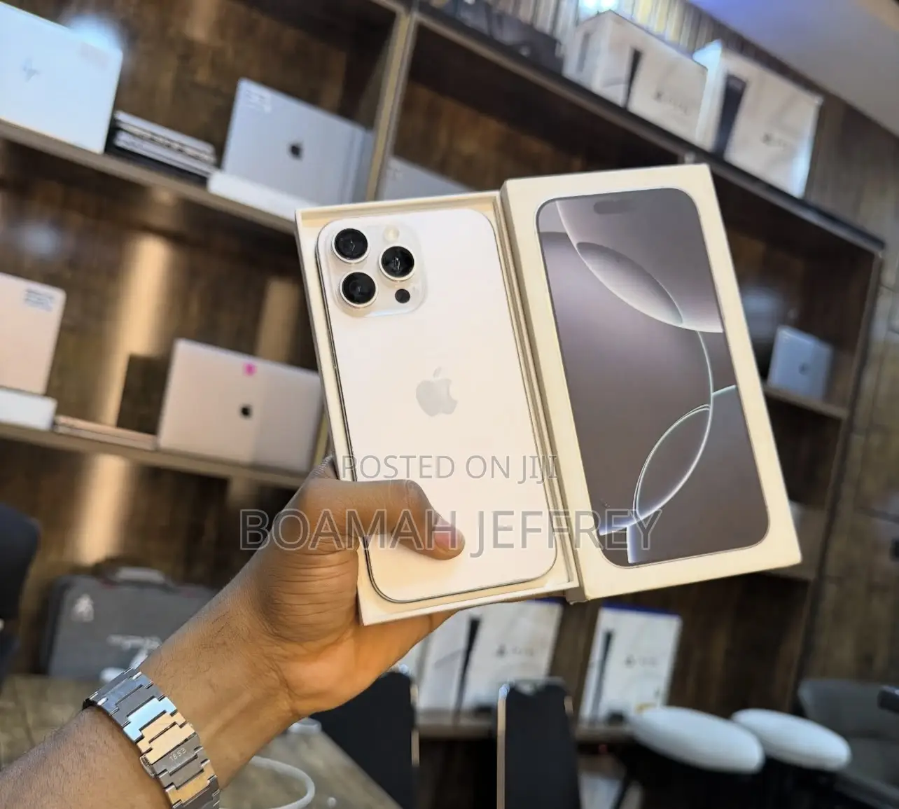 Apple iPhone 16 Pro Max 256 GB Gold
