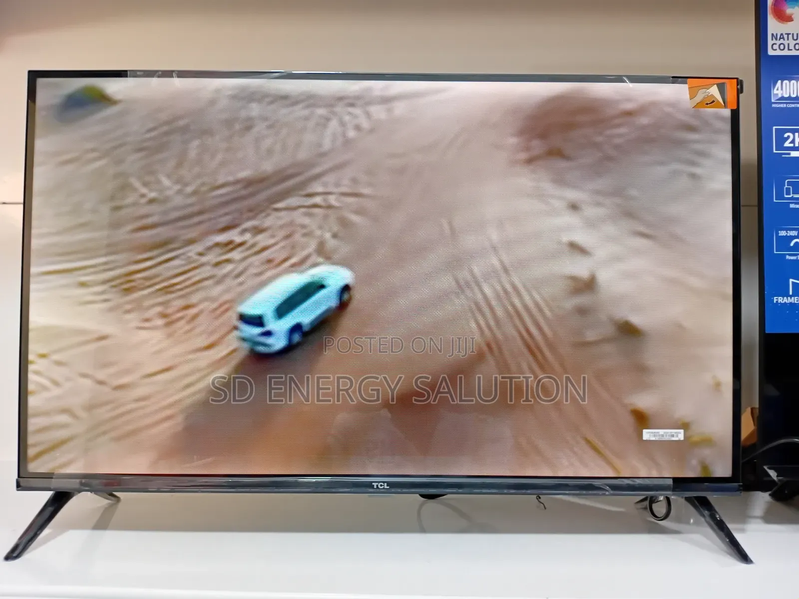 Ultra-Slim 32" Android Smart Tv