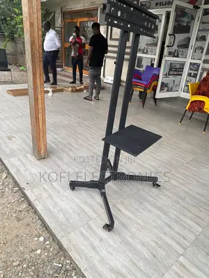Megaview 100 Titanstand Strong, Secure Stylish