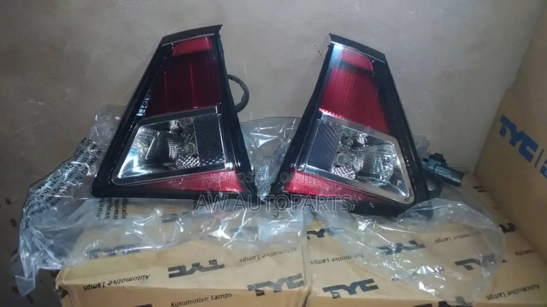 2017-Ford Escape Bootlight Pair