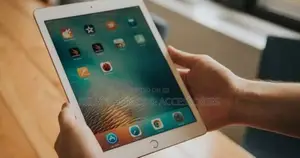 Apple iPad Pro 9.7 (2016) 128 GB Black