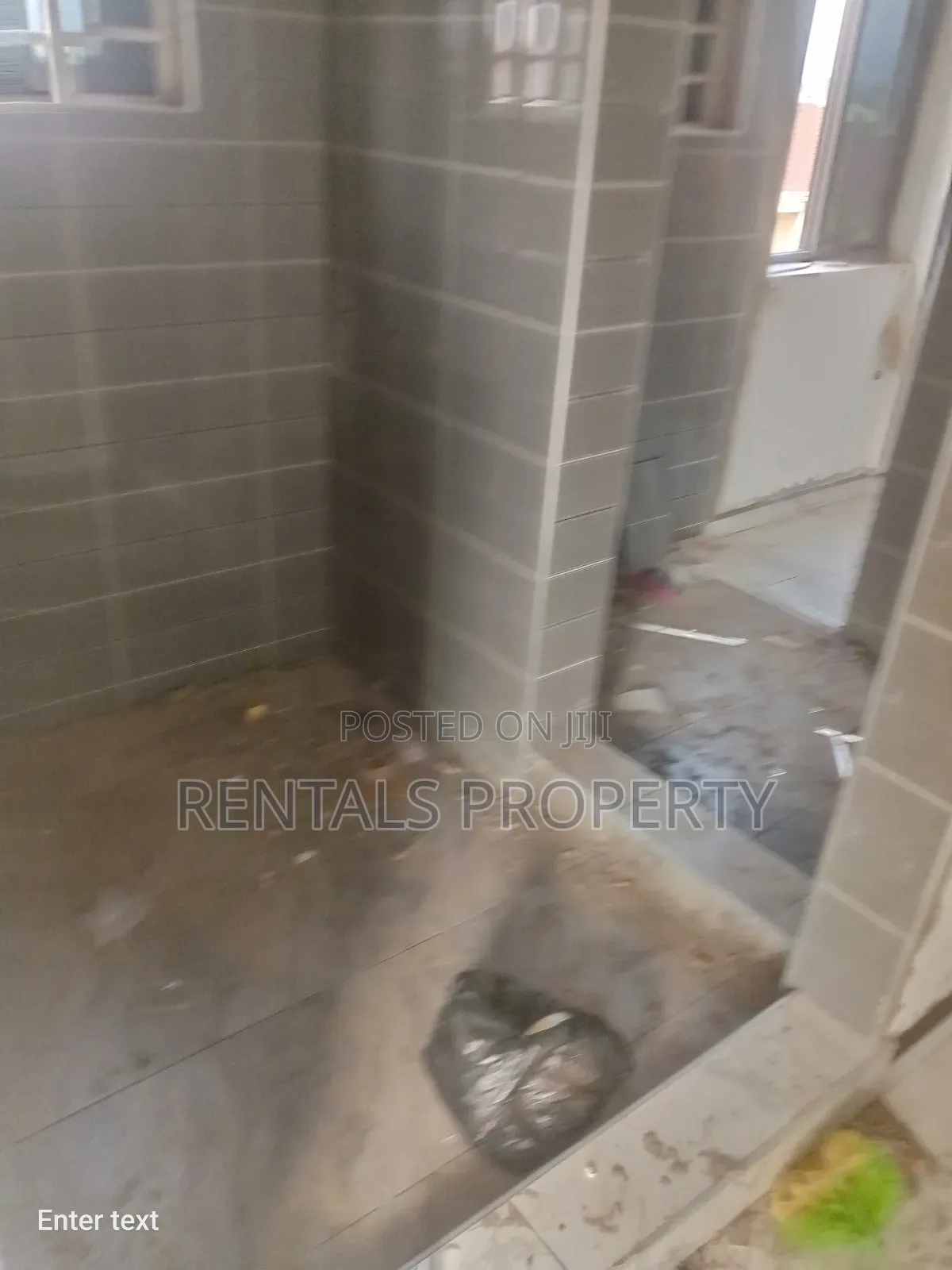 1bdrm Block of Flats in Commandos for rent