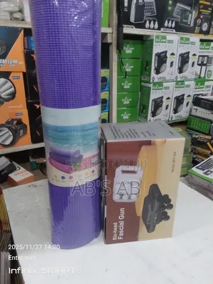 Six-Head Gun With Yoga Mat
