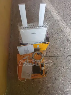 Fast MTN Cat 4 Universal Router + Power Bank