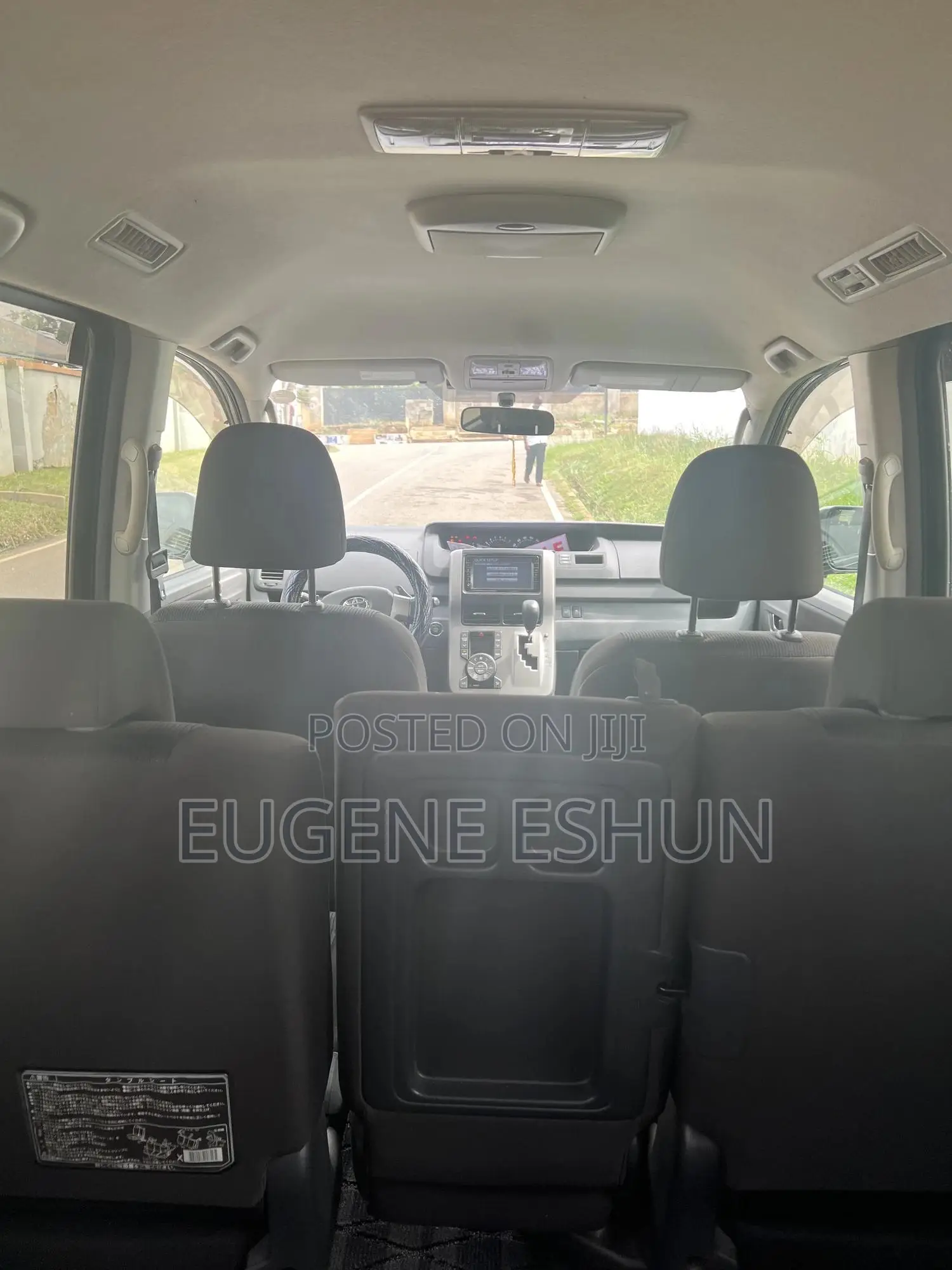 Toyota Voxy 2010 Black
