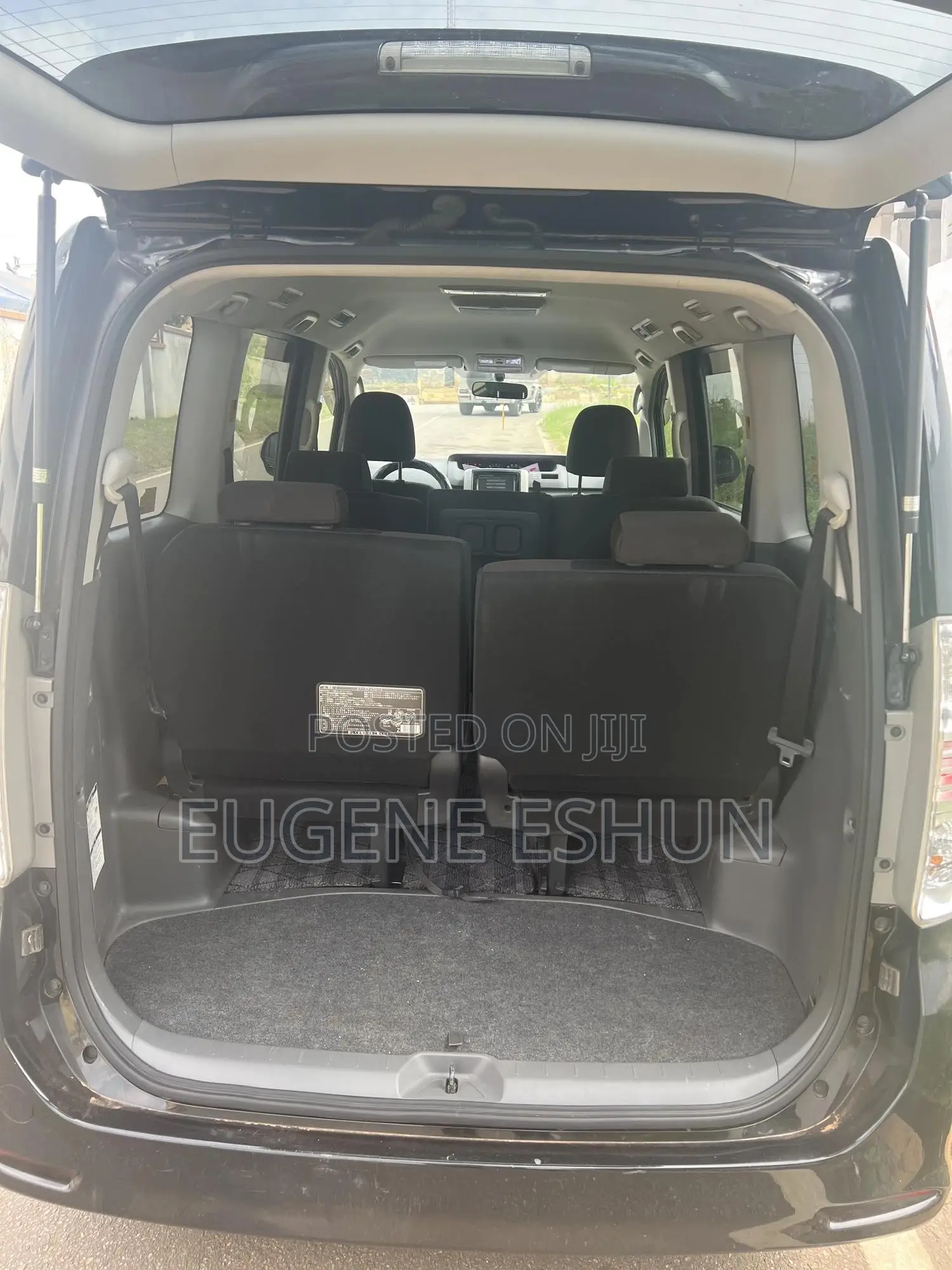 Toyota Voxy 2010 Black