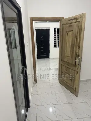 1bdrm Room & Parlour in Westhills Mall for rent