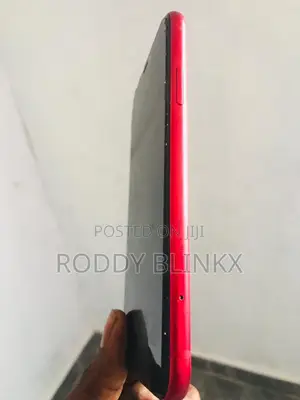 Apple iPhone 11 64 GB Red