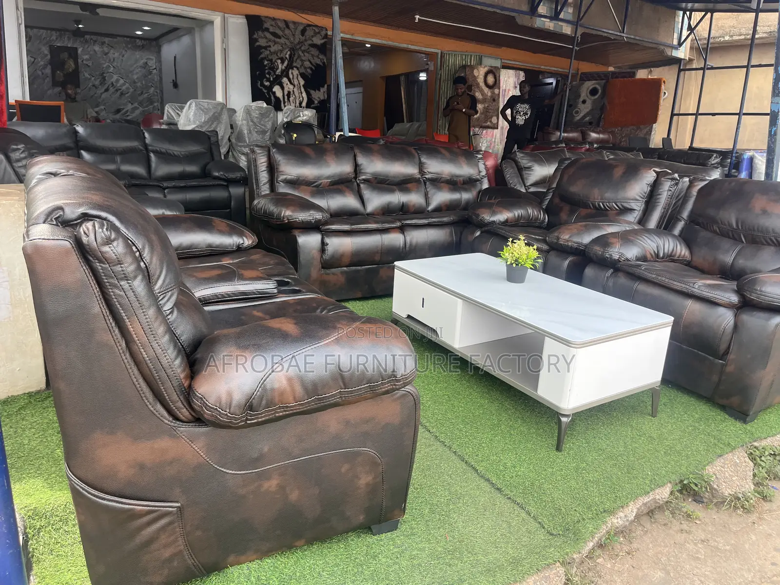 Imported Quality Leather Sofas in Stock at Wholesale Deals