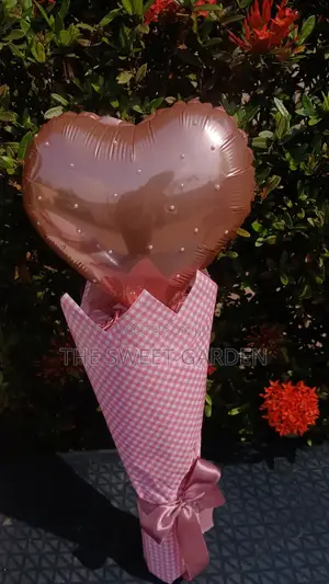 Pink Balloon Gift Bouquet