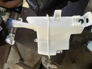 Elantra 2017 Wiper Wash Bottle