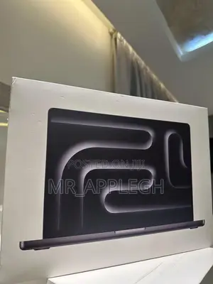 New Laptop Apple Macbook Pro 2025 M5 14-Inch 16GB Apple M5 SSD 512GB