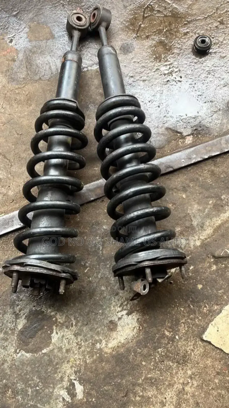 Toyota Tundra Front Shocks