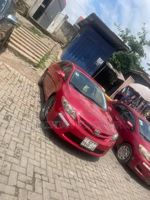 Toyota Corolla LE 4dr Sedan (1.8L 4cyl 4A) 2011 Red