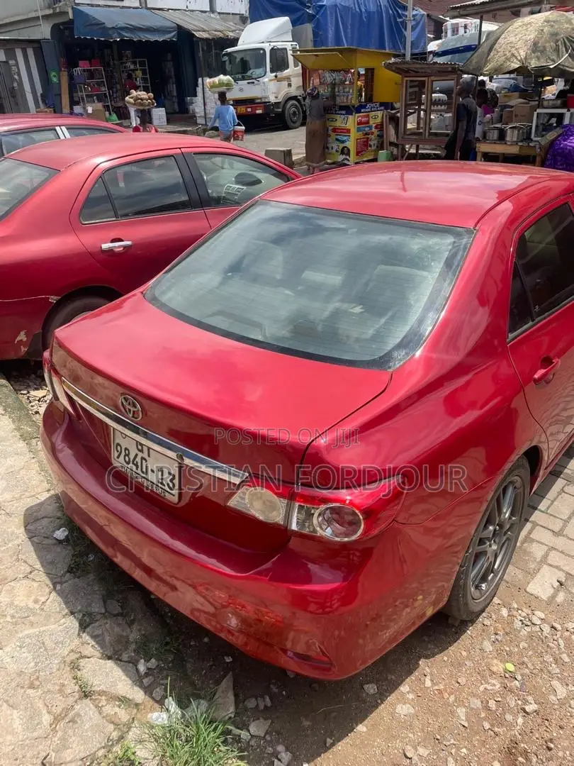 Toyota Corolla LE 4dr Sedan (1.8L 4cyl 4A) 2011 Red