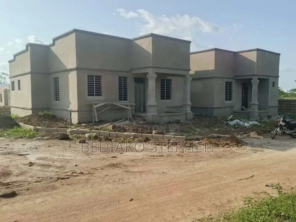4bdrm Apartment in Poplyn Estate, Techiman Municipal for sale