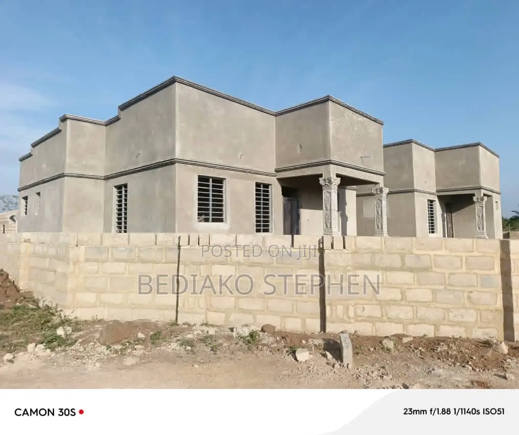 4bdrm Apartment in Poplyn Estate, Techiman Municipal for sale