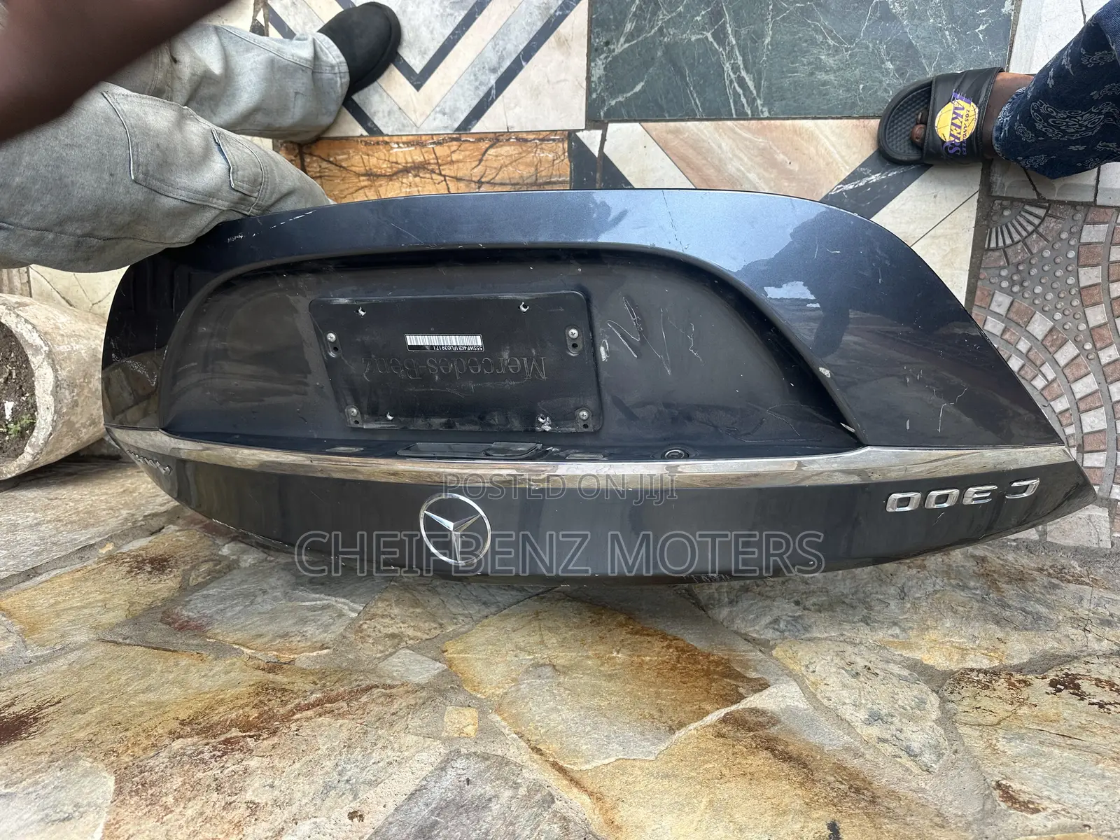 Mercedes Benz C300 2016-2019 Boot With Camera Available