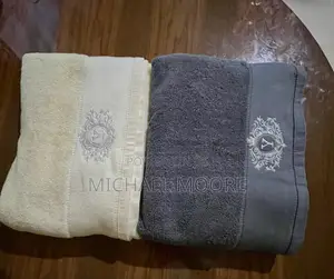 Quality Large Towels (White Colored)