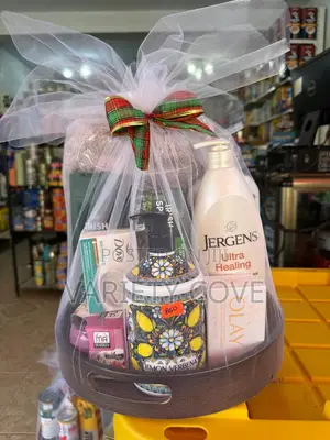 Christmas Hamper And Gift Packaging