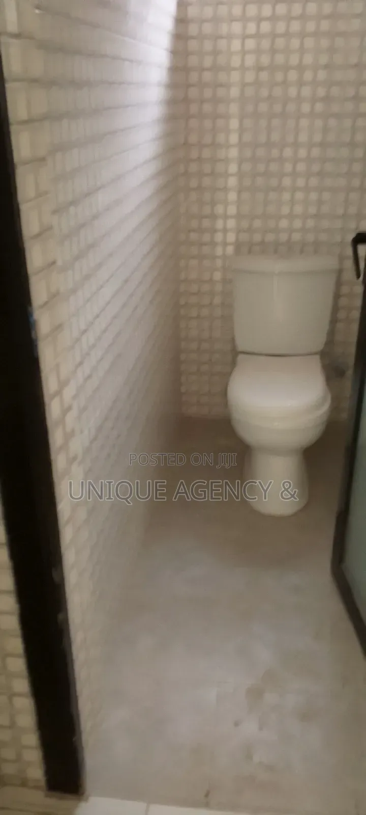 3bdrm Bungalow in Community 25 for sale