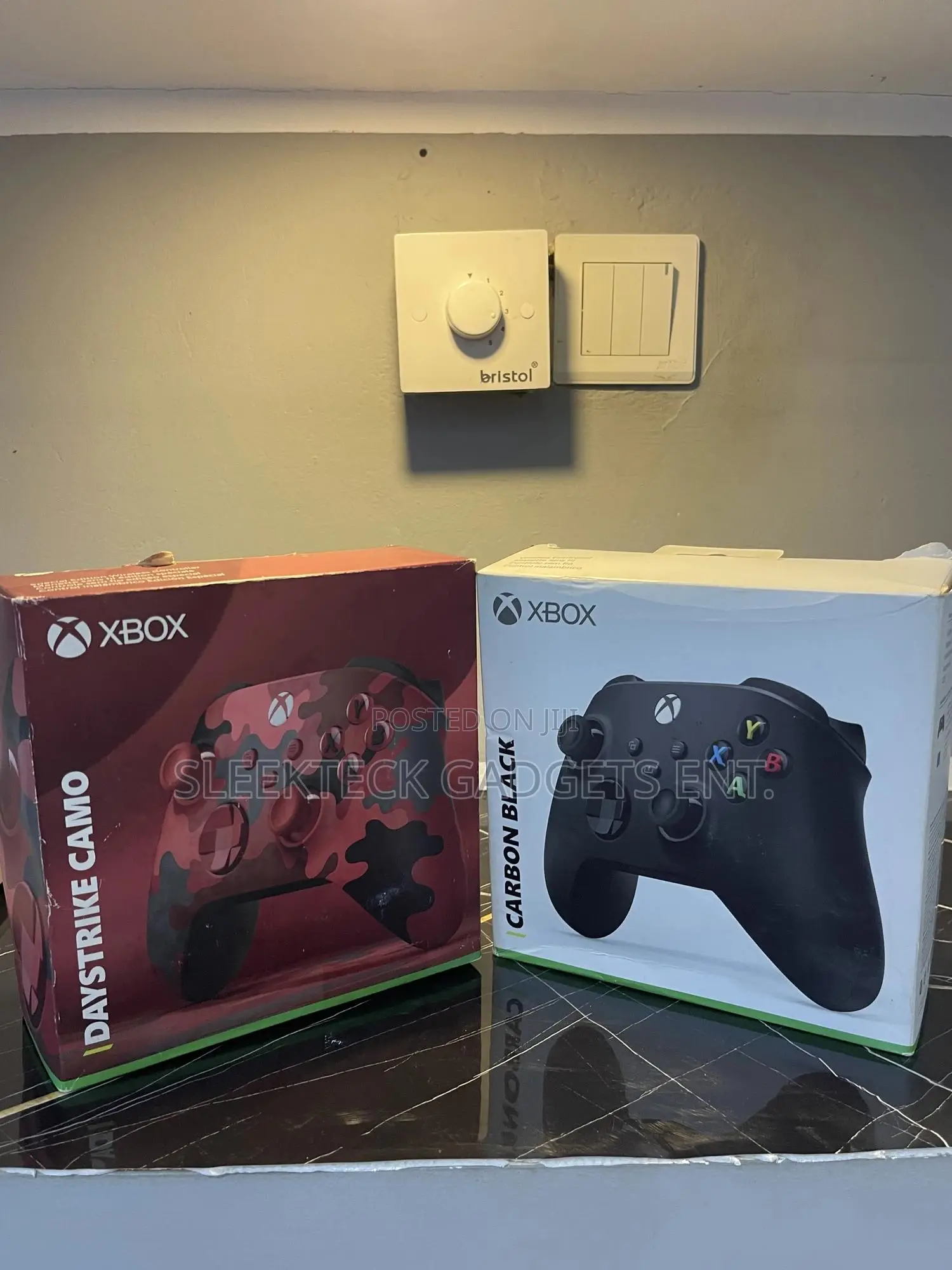 Brand New Xbox Wireless Controllers – Multiple Colors Available!