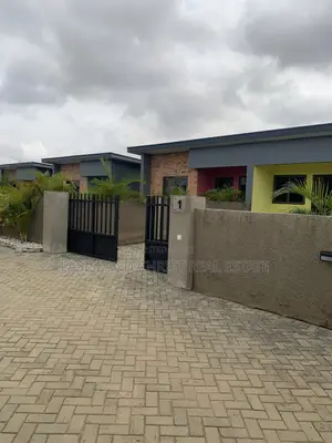 Mini Flat in Lasisi And Christ, Amasaman for rent