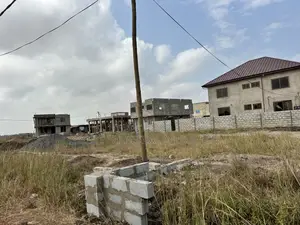 Community 25 Enclaves - Move-in Ready Land—Start Building Today