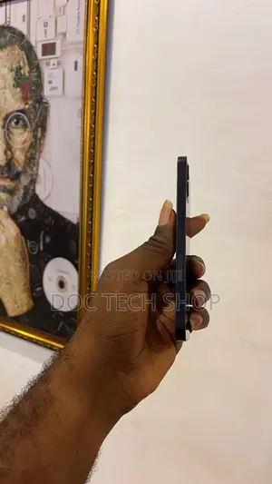 Apple iPhone 12 64 GB Black