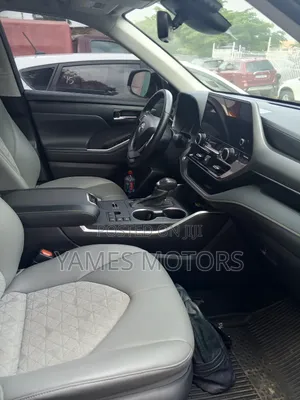 Toyota Highlander 2023 Black