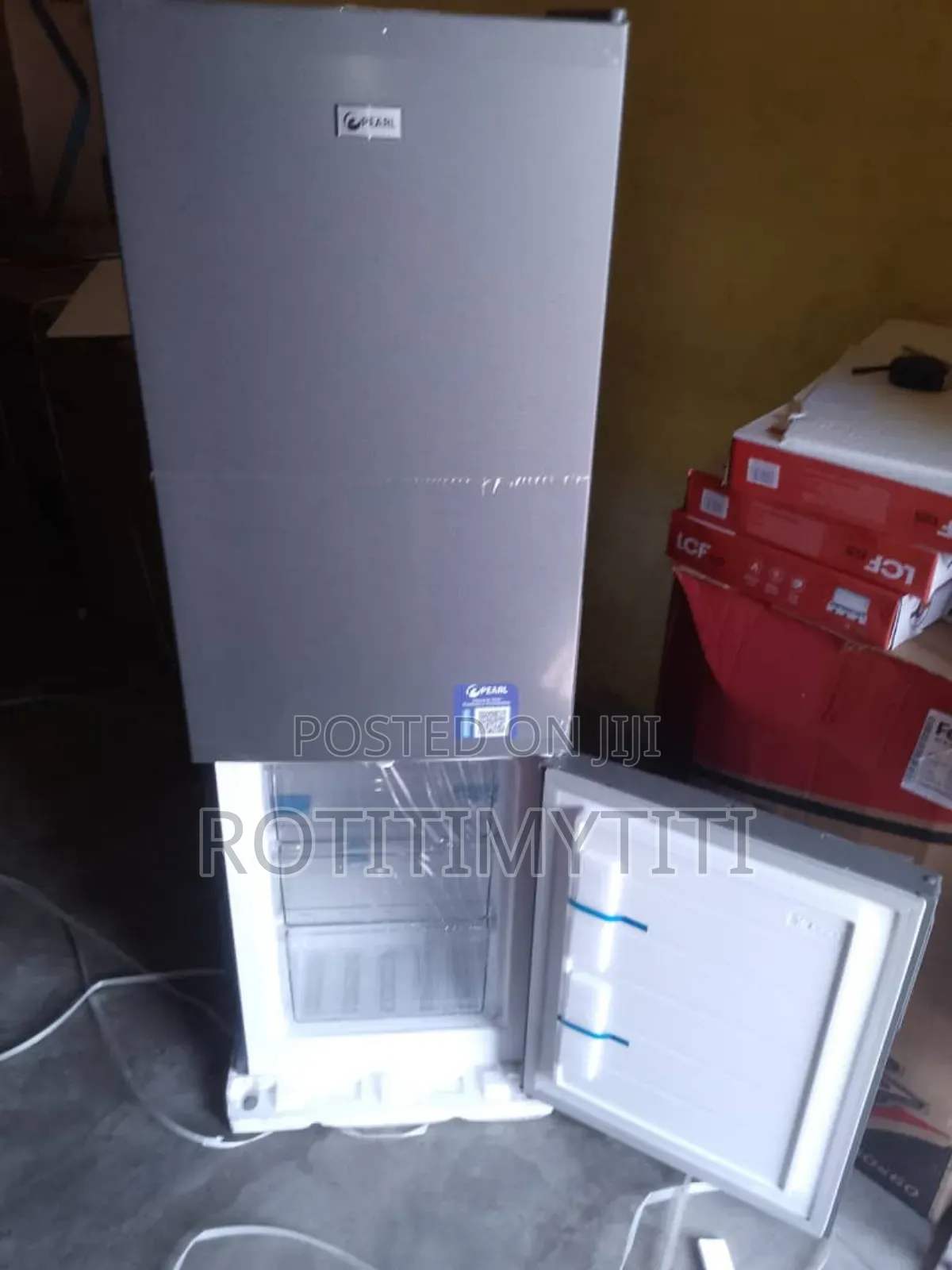 1 Fridge 1 Freezer 157litres Pearl Refrigerator