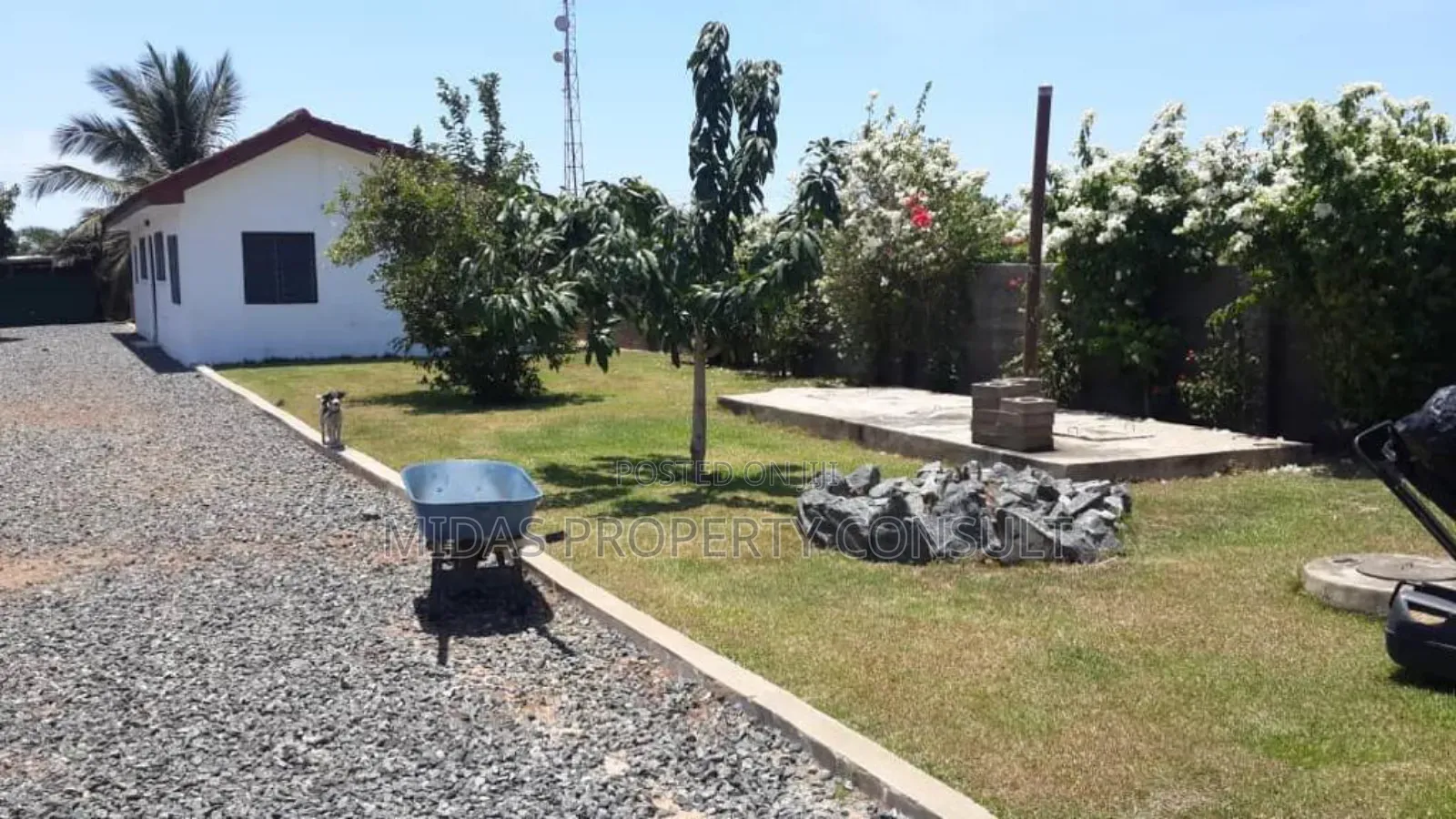 2bdrm House in Ada Foah, Sege for sale