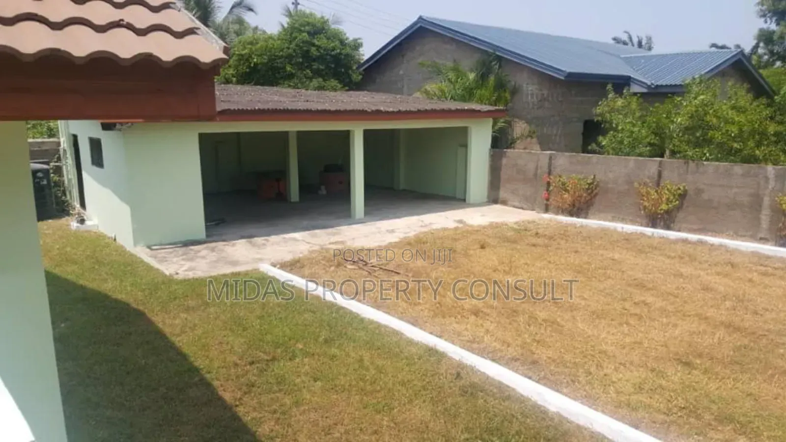 2bdrm House in Ada Foah, Sege for sale