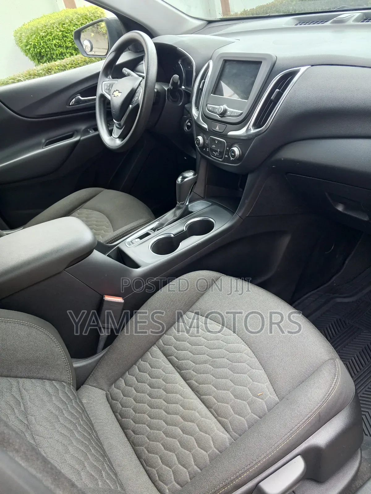 Chevrolet Equinox 2018 Gray