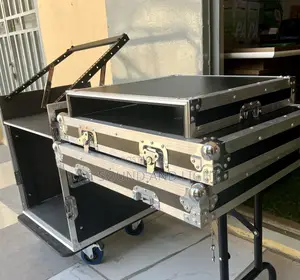 Dj Amplifier Rack 12u- Silver