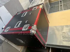 Amplifier Rack 16u- Red