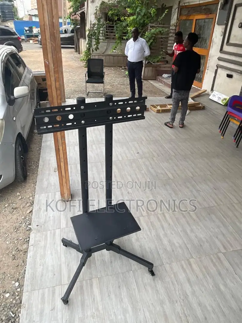 Nebula 55-100 Stand – Space-Level Design for Big Screens