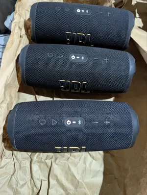 JBL Charge 5 Wifi